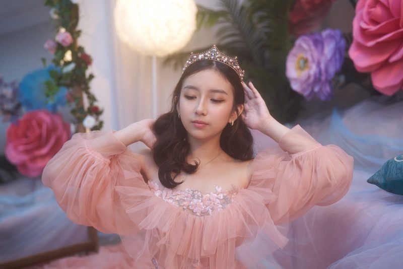 Warm Bloom Korean-style photoshoot sample at Cielo Studio Makati