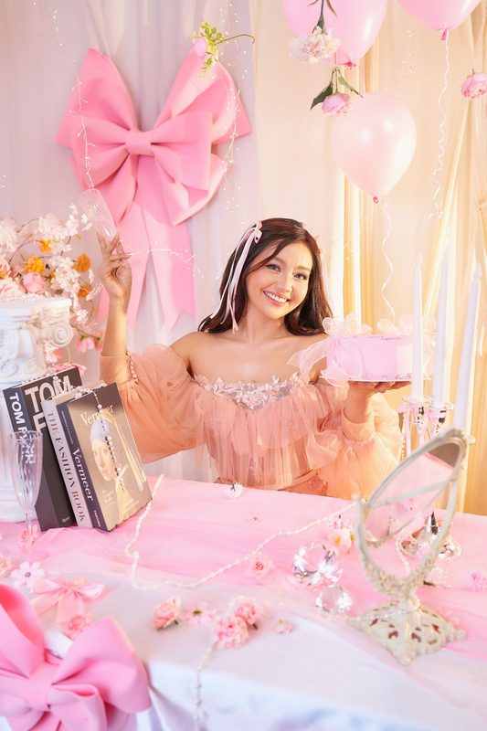 Coquette Dream Korean-style birthday photoshoot sample at Cielo Studio Makati